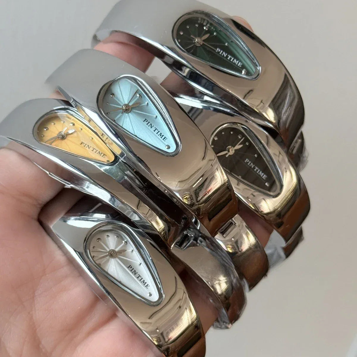 Teardrop Bracelet Watch for Women | Millennium Wind Light Luxury Iced Out Watch | Senior Sense Antique Quartz Clock | Female Couple Gift | Caratix - CaratixJewelry