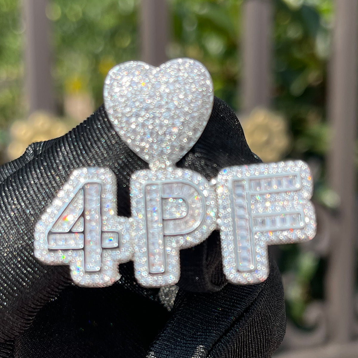 Smooth with Heart Bail Iced Out Personalized Custom Name Necklace Pendant - Luxury Custom Jewelry