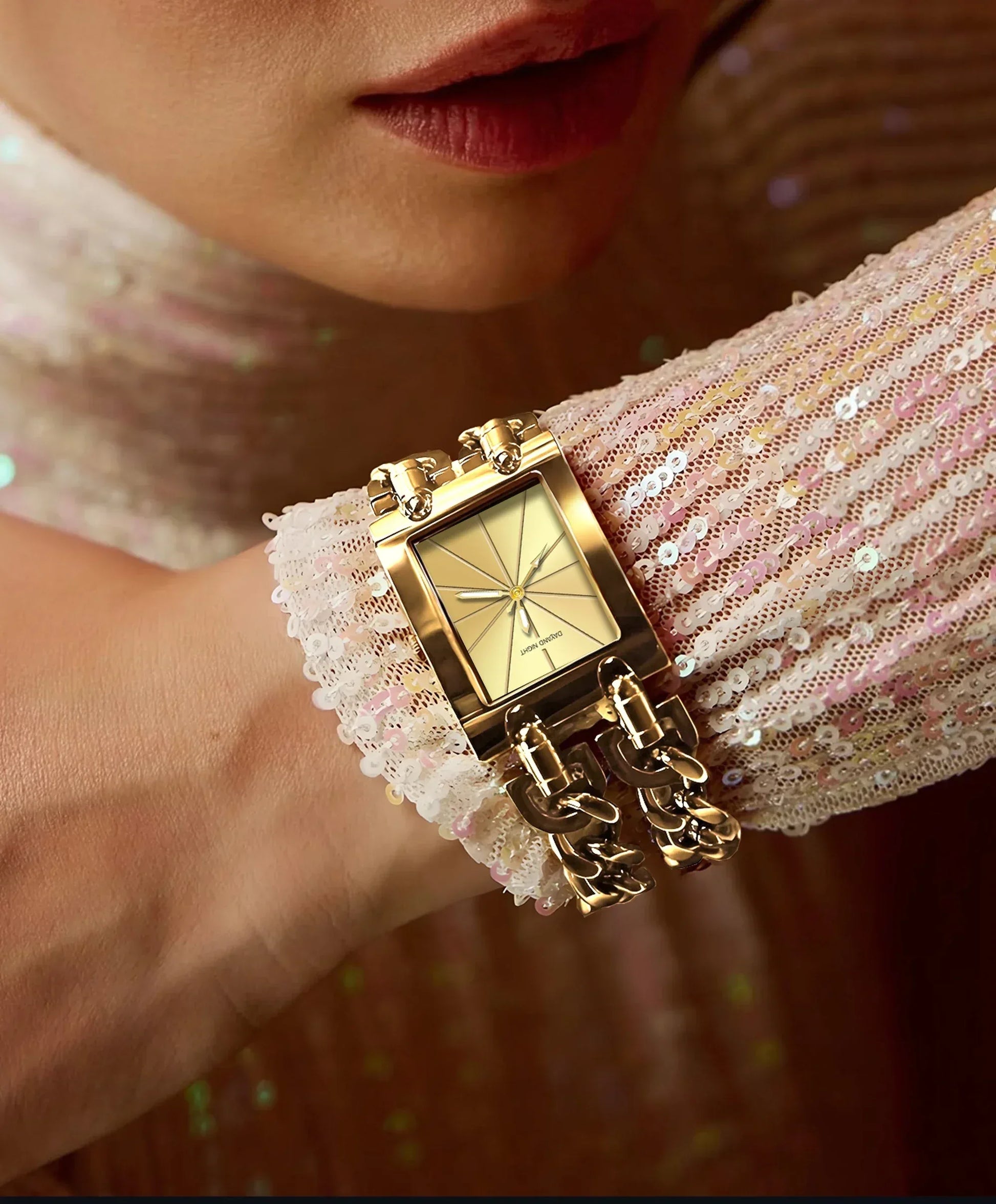 Luxurious Ladies' Arabian-Style Retro Bracelet Watch | Iced Out Watch for Women | Exotic Gold Crystal Wristwatch | Vintage Jewelry Clock | Caratix - CaratixJewelry