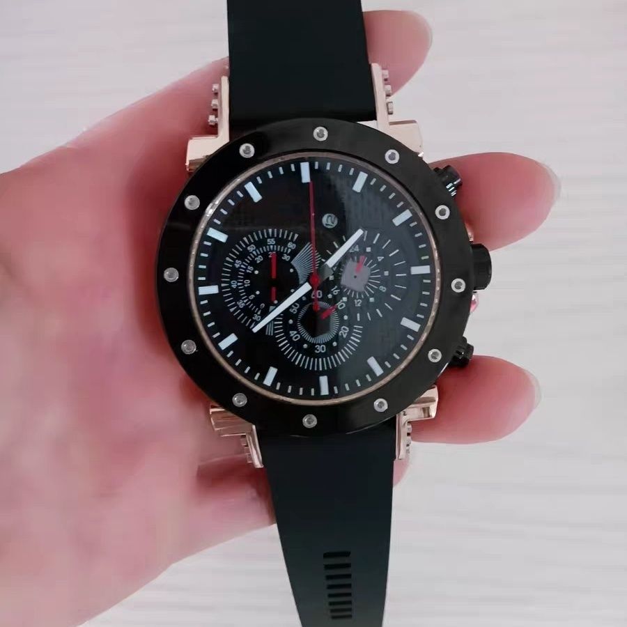 Luxury Sport Quartz Watch Waterproof Silicone Band | Caratix