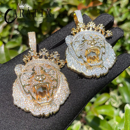 CARÁTIX -Lion Crown Necklace for Men Iced Out Prong Setting Pendant Chain  Double Color Hip Hop Jewelry Valentine's Day Gift for Men & Girls & Boys Mothers' Day Gift #Springtok