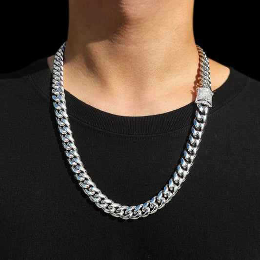 CARÁTIX – 12mm Miami Cuban Curb Link Chain Necklace | 316L Stainless Steel Trendy Jewelry for Men & Women - CaratixJewelry