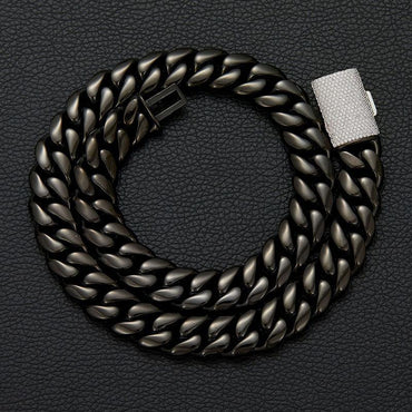 CARÁTIX – 14mm Round Cuban Miami Link Chain Necklace | Iced Out Bling Hip Hop Jewelry for Men & Women, Rapper Street Style - CaratixJewelry
