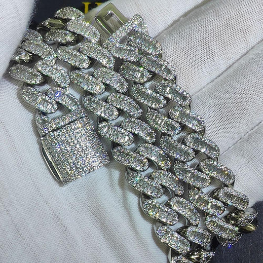 CARÁTIX 15mm White Cuban Link Chain Necklace – Rectangle CZ Iced Out Hip Hop Bling Jewelry for Men & Women | Luxury Gift - CaratixJewelry