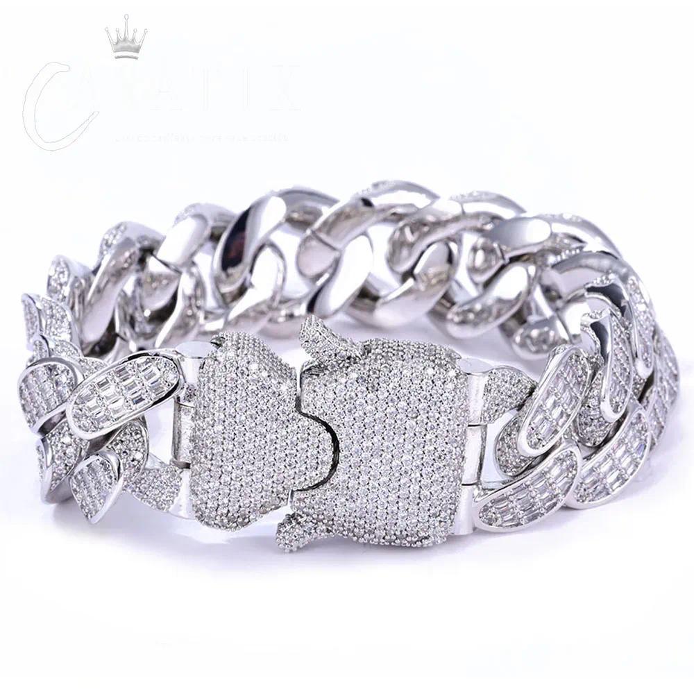 CARÁTIX 18mm Cuban Link Chain Necklace – Micro Pave Rectangular CZ Iced Out Hip Hop Jewelry for Men | Spring Buckle Design - CaratixJewelry