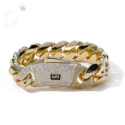 CARÁTIX – 20mm Zircon Iced Out Brass Cuban Link - CaratixJewelry