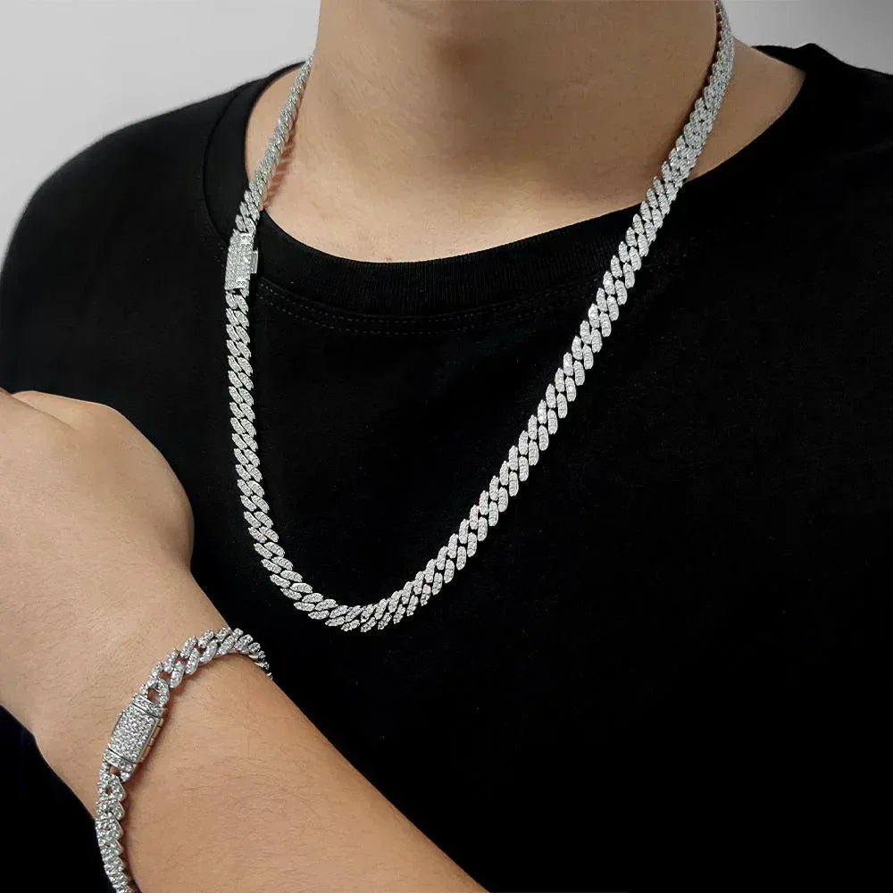 CARÁTIX 8mm Cuban Link Chain Necklace – Thick Cubic Zirconia Iced Out Hip Hop Jewelry for Women & Girls - CaratixJewelry