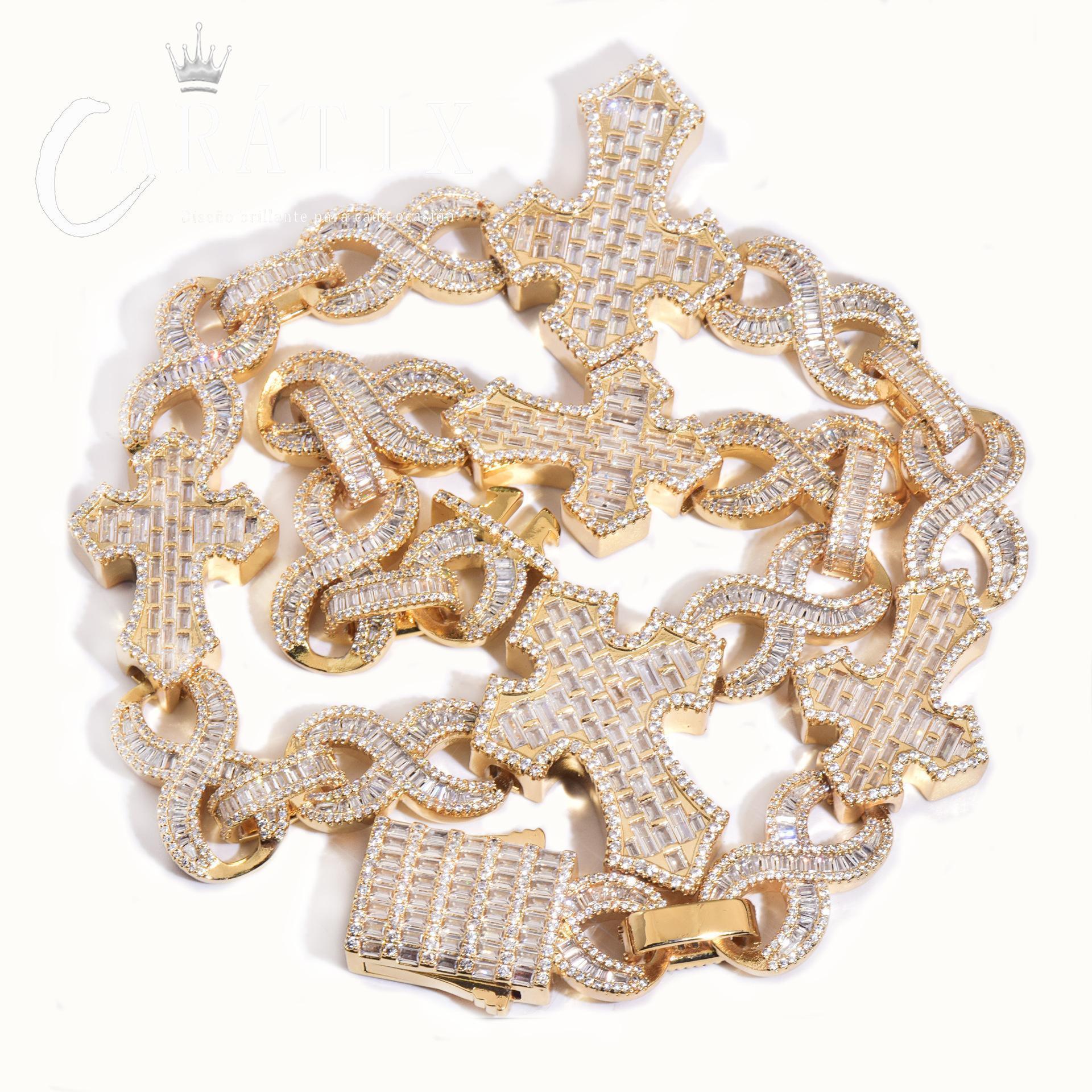 CARÁTIX Hip Hop Big Cross Pendant Necklace - CaratixJewelry