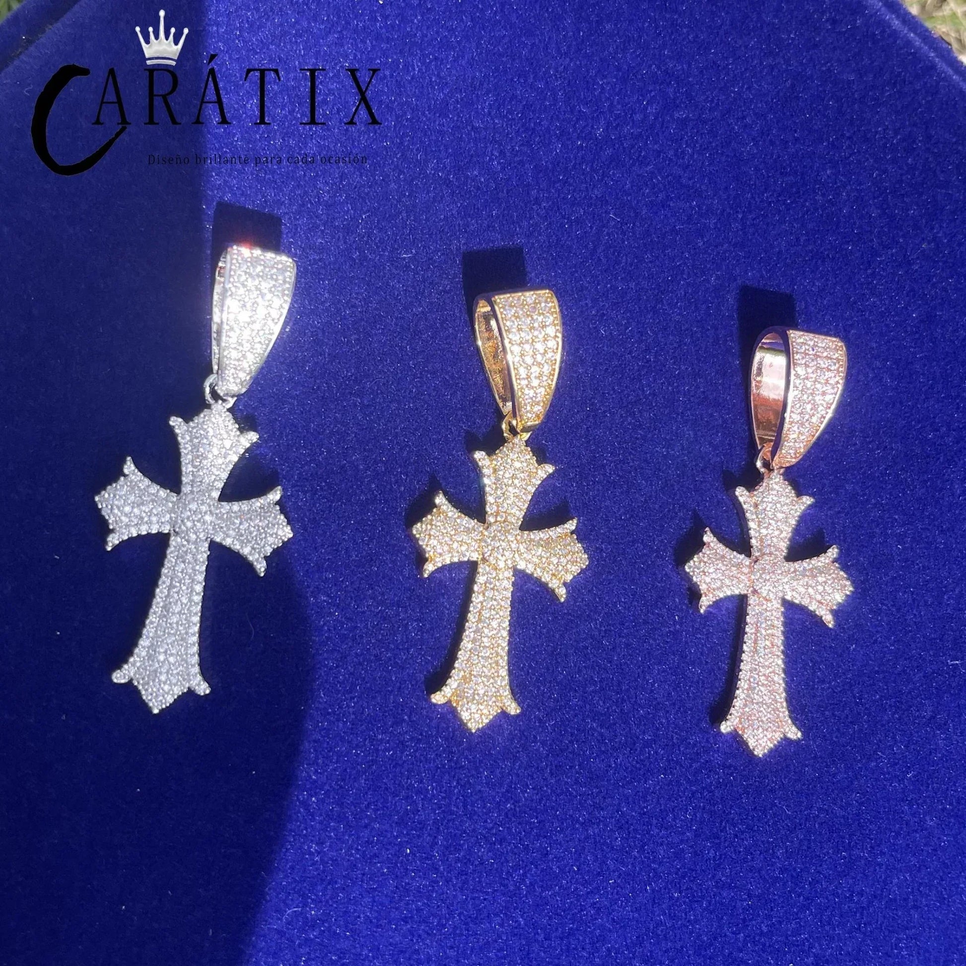 CARÁTIX Iced Out Cross Pendant Necklace – CZ Hip Hop Jewelry - CaratixJewelry