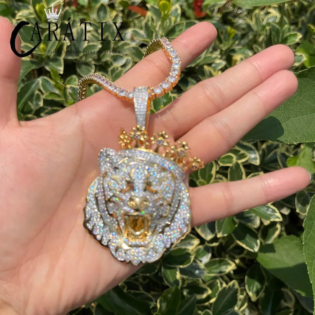 CARÁTIX Lion Crown Necklace for Men – Iced Out Prong Setting Pendant Chain | Double Color Hip Hop Jewelry | Perfect Valentine's Day & Mother's Day Gift - CaratixJewelry