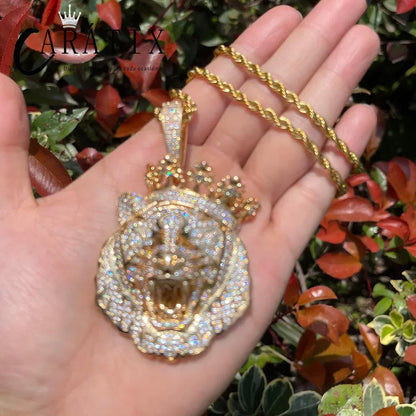 CARÁTIX Lion Crown Necklace for Men – Iced Out Prong Setting Pendant Chain | Double Color Hip Hop Jewelry | Perfect Valentine's Day & Mother's Day Gift - CaratixJewelry