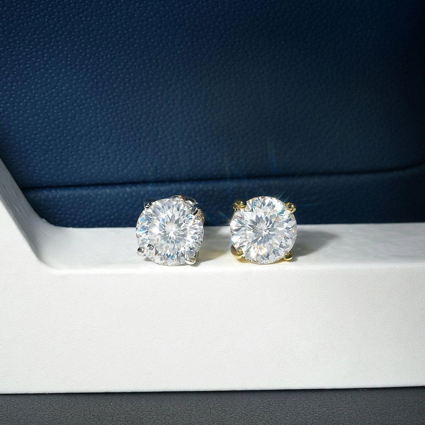 S925 Silver VVS Nest Cut Moissanite Stud Earrings - CaratixJewelry