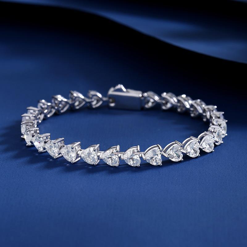 Classic Heartline Bracelet Moissanite & S925 Silver - CaratixJewelry