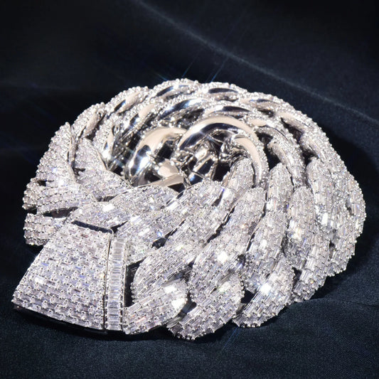 T-Shape Cuban Chain Necklace with Crescent Slanted Clasp | Hip Hop Street Jewelry | Caratix Jewelry - CaratixJewelry