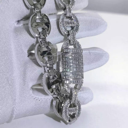 CARÁTIX Full Pave Pig Nose Chain Bracelet – Hip Hop Jewelry for Women & Men, Iced Out Statement Bangle