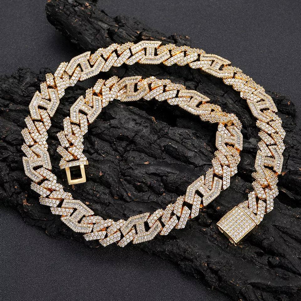 CARÁTIX 15MM Two-Tone Cuban Link Chain Necklace – Hip Hop Jewelry with Shiny Stones for Men & Women