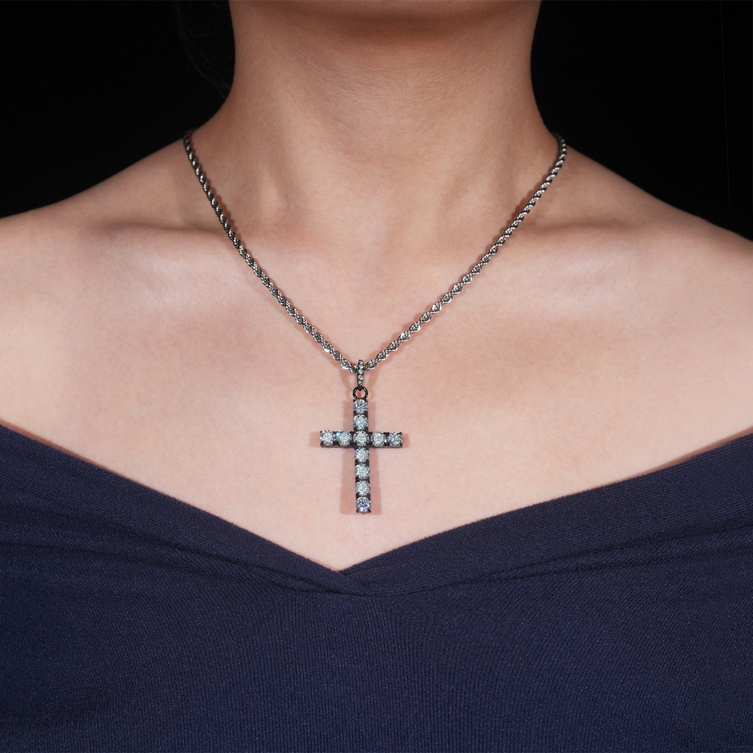 Hip - Hop Cross Pendant – Black Moissanite, Unisex Personalized Jewelry - CaratixJewelry