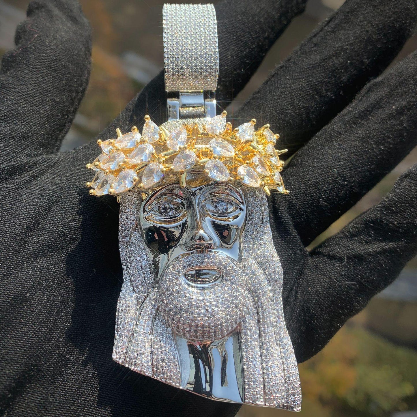Hip Hop Jesus Head Pendant Necklace Iced Out Zircon Halo Design - CaratixJewelry