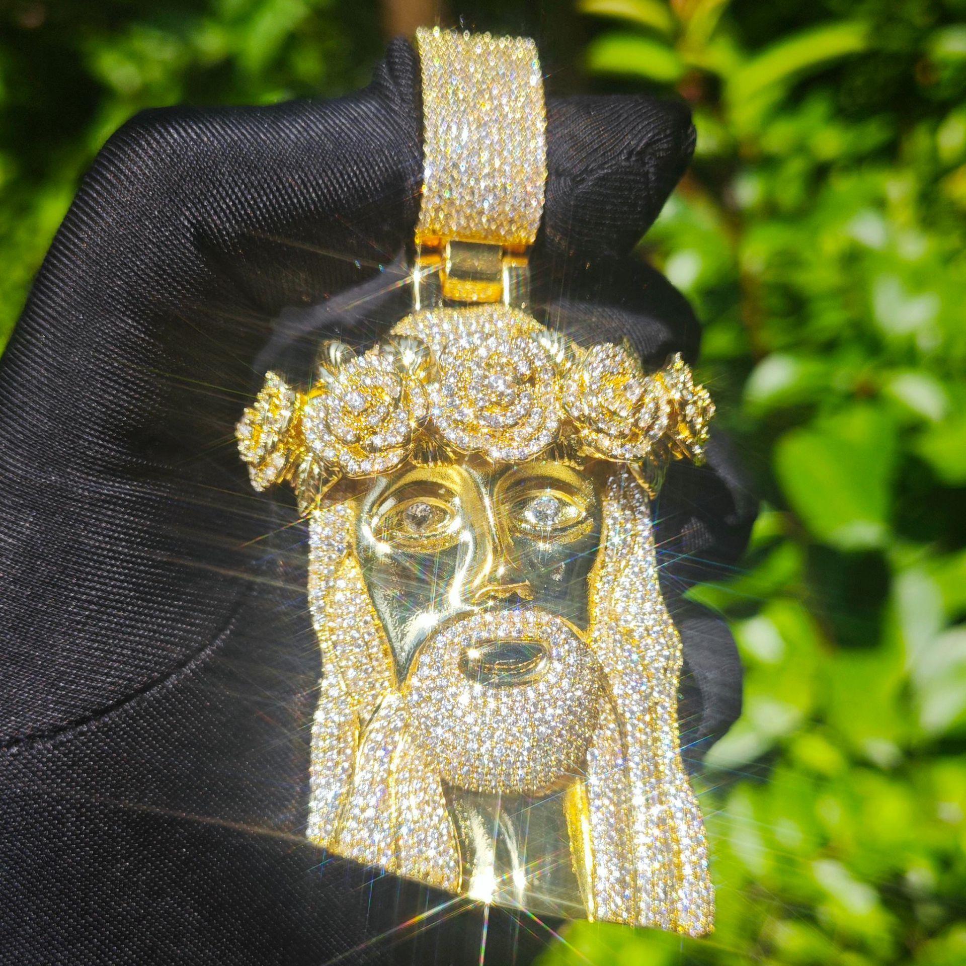 Hip Hop Jesus Rose Pendant Necklace Iced Out Zircon Street Style - CaratixJewelry