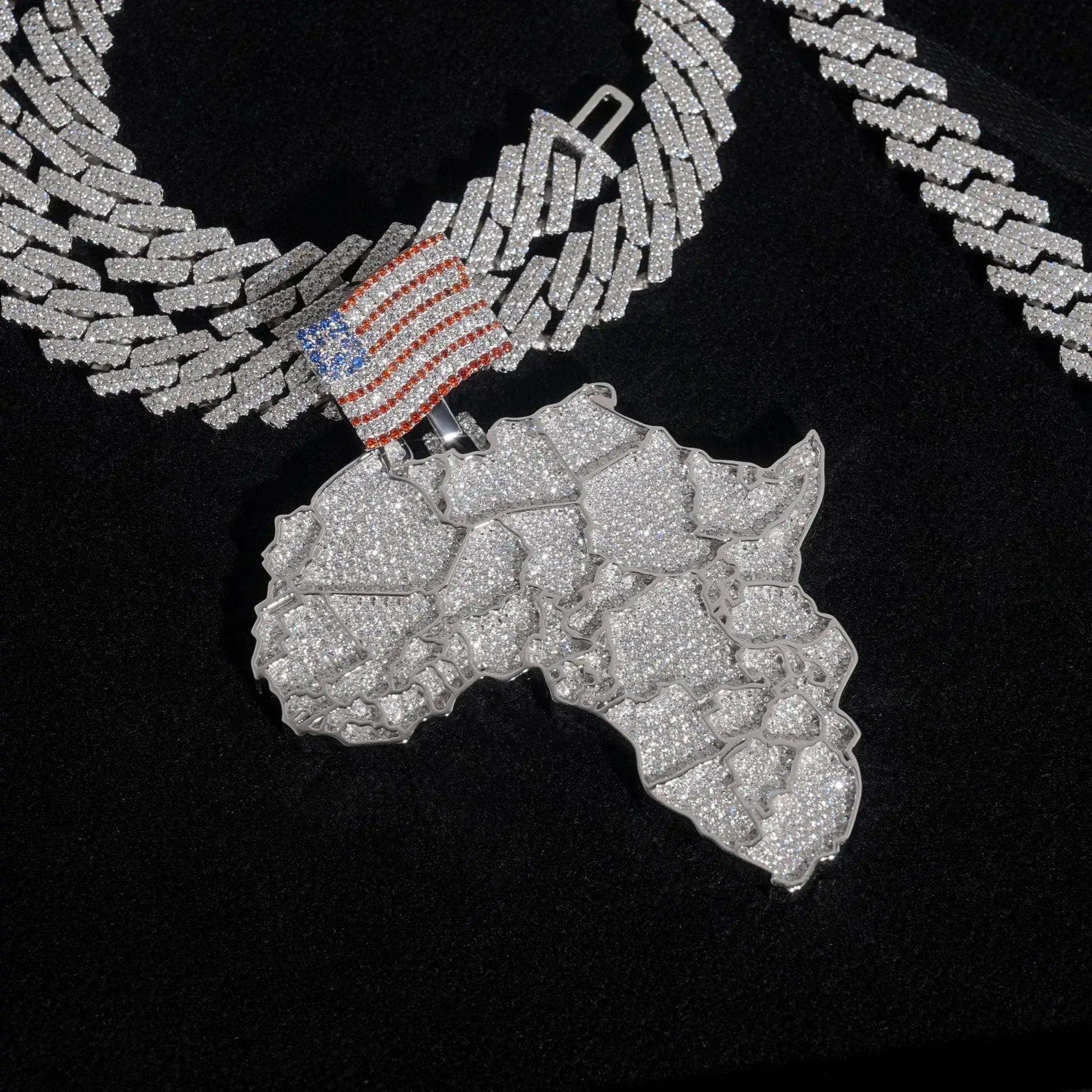 Iced-Out Map Pendant – D Color Moissanite Full Pave 925 Sterling Silver Hip Hop Streetwear Jewelry - CaratixJewelry