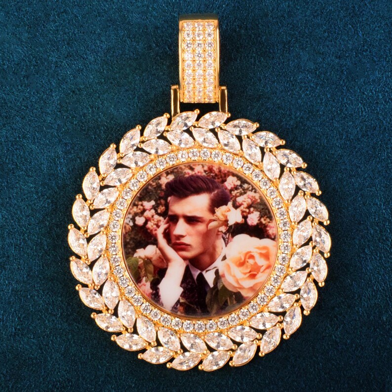 Custom Round Photo Pendant Necklace, Hip Hop Iced Out Copper Zircon Chain, Personalized DIY Picture Jewelry for Men Women