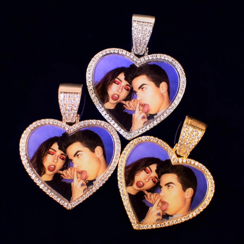 Personalized Heart Round Photo Pendant Necklace, Custom Hip Hop Iced Out Copper Zircon Epoxy DIY Picture Jewelry for Couples Men Women