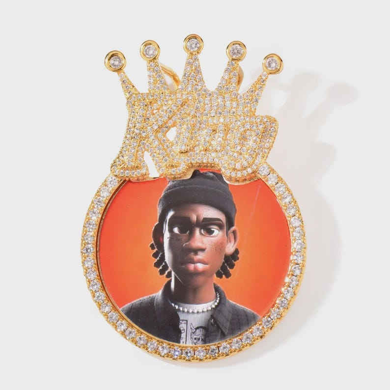 CUC King Crown Bail Memory Picture Pendant Hip Hop Jewelry Iced Out AAA Zircon Custom Circle Frame Necklace For Men Women