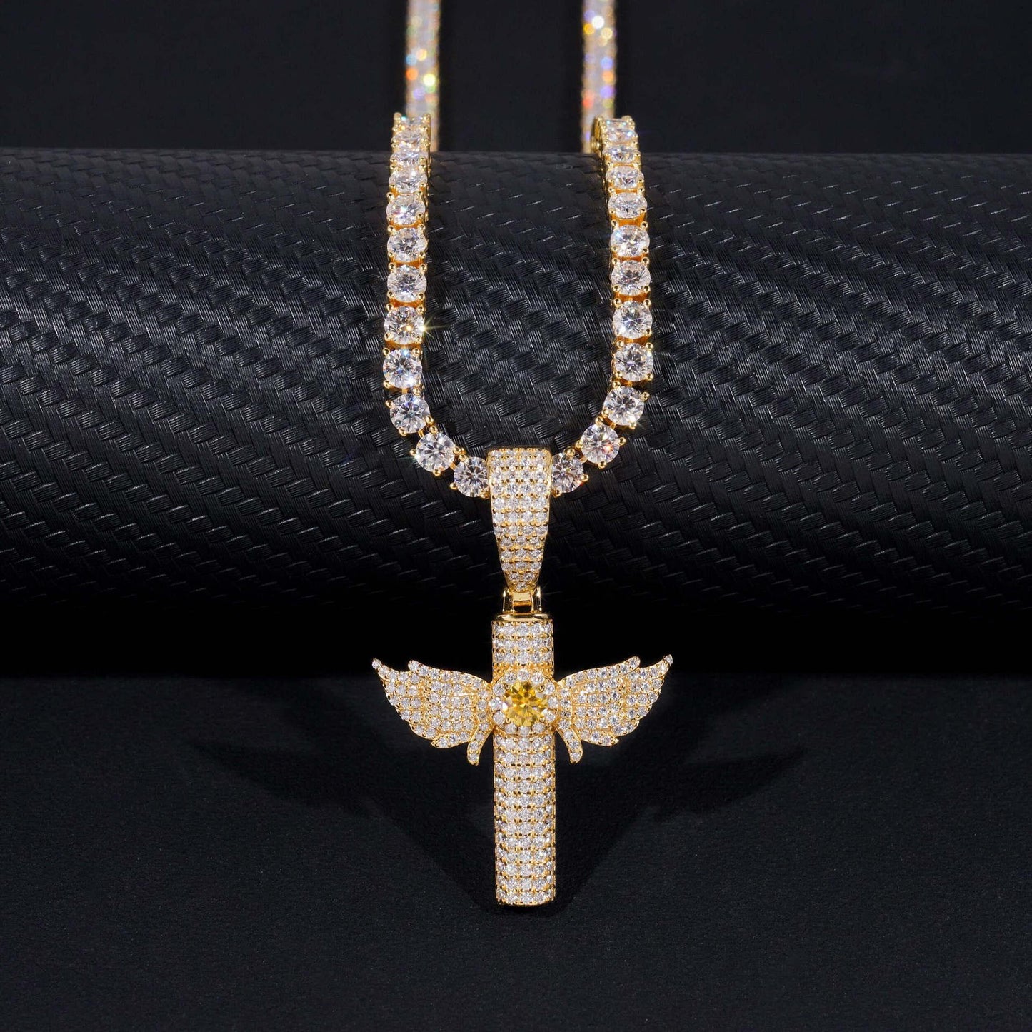 New 925 Silver Moissanite Cross Pendant – Colorful Moissanite, Hip-Hop Style Unisex Fashion Jewelry - CaratixJewelry