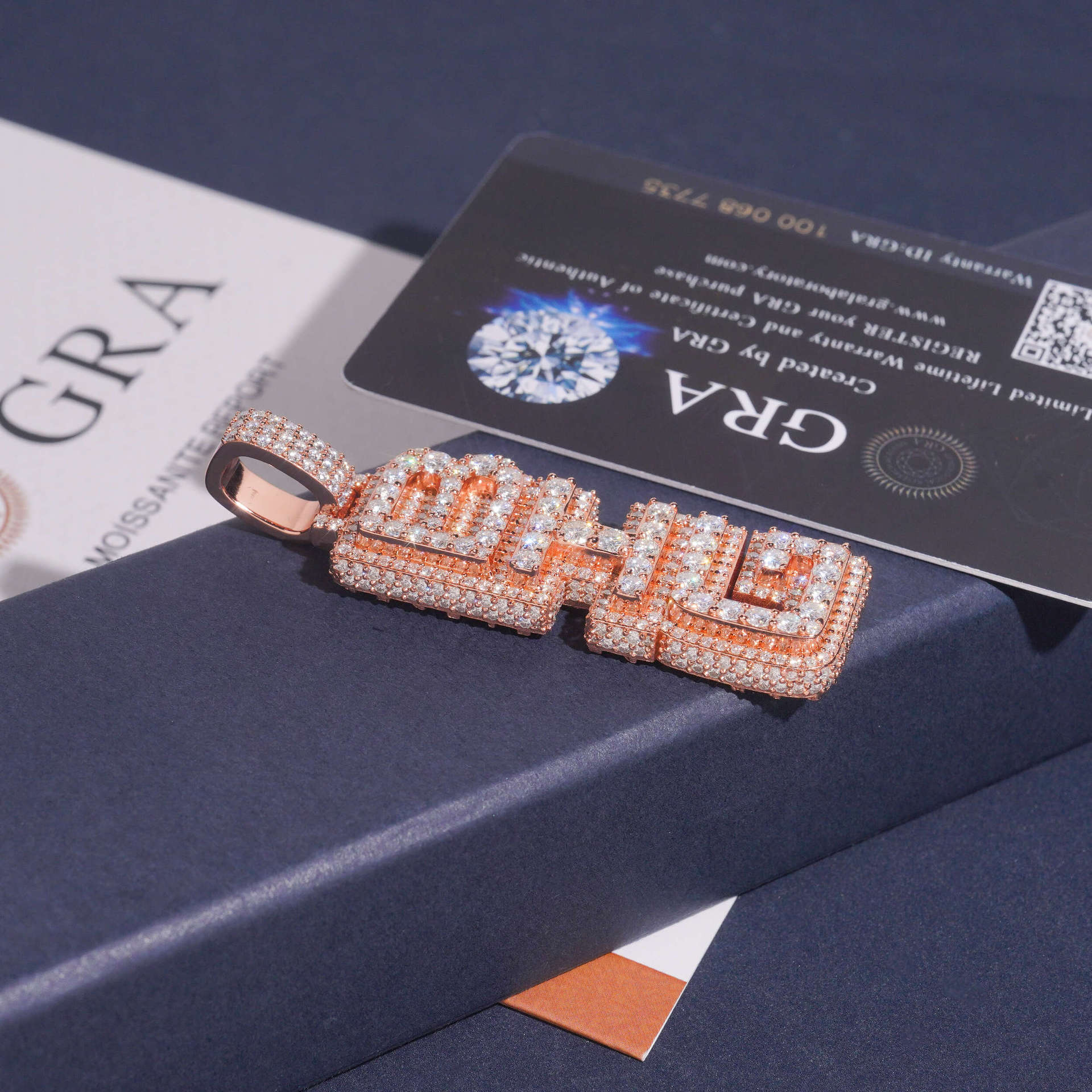 New S925 Silver D Color Moissanite Letter Pendant – Unisex Personalized Jewelry, Trendy Fashion Accessory - CaratixJewelry