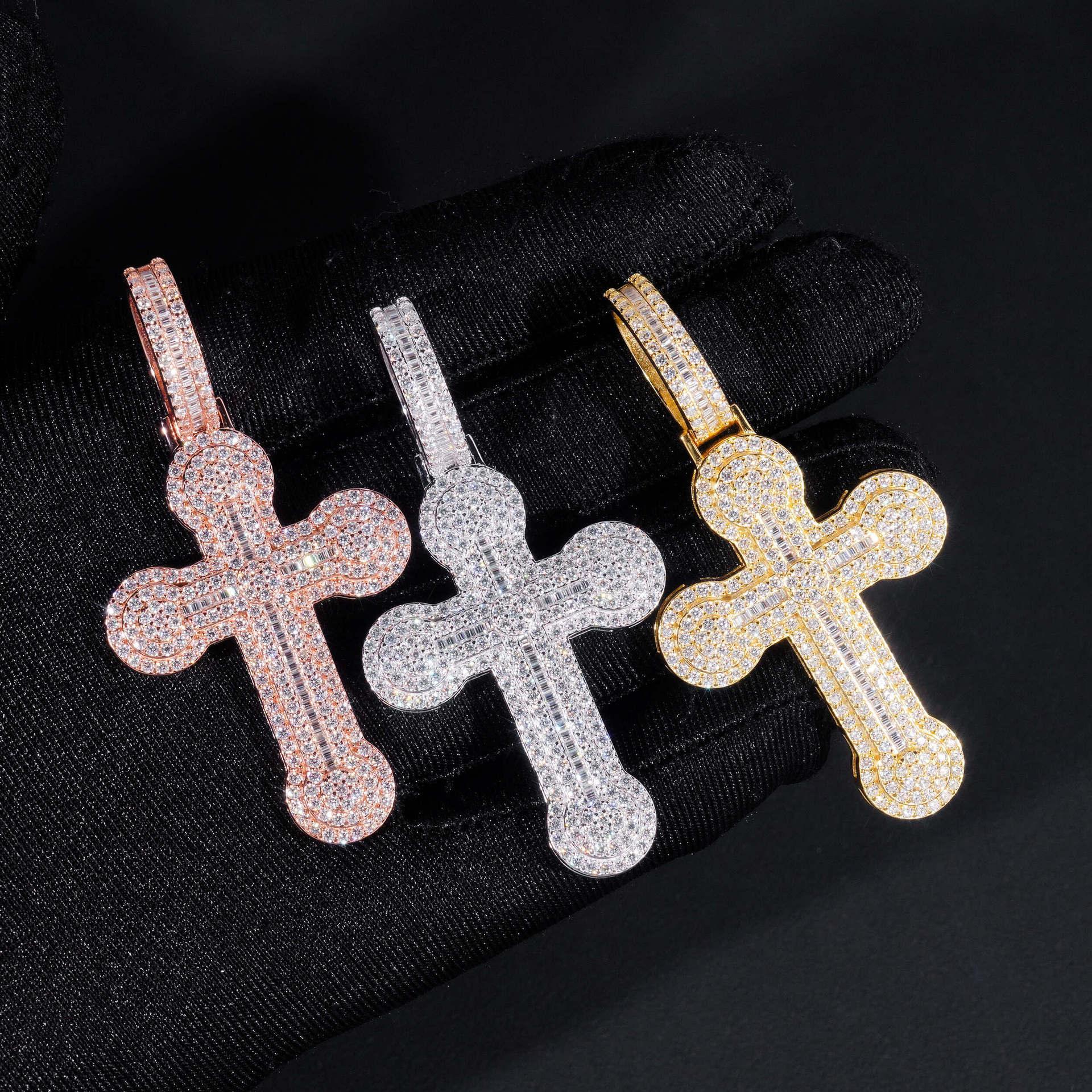 New S925 Silver Moissanite Cross Pendant – High-Quality, Trendy Jewelry - CaratixJewelry