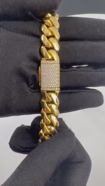 CARÁTIX Golden Cuban Chain | Iced Out Dense Link Hip Hop Necklace for Men