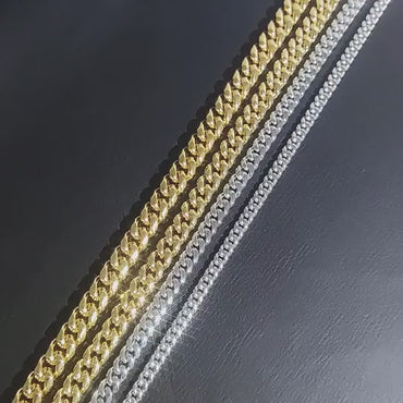 CARÁTIX – Custom Logo Miami Curb Cuban Link Chain Necklace | Hip Hop Iced Out Jewelry for Men & Women, Street Style Fashion