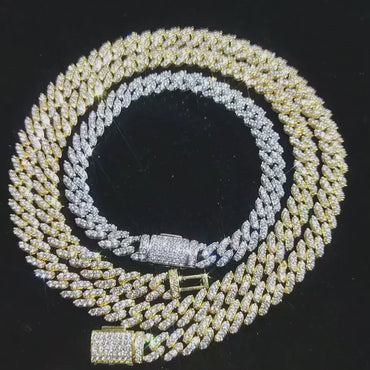 CARÁTIX 8mm Cuban Link Chain Necklace – Thick Cubic Zirconia Iced Out Hip Hop Jewelry for Women & Girls