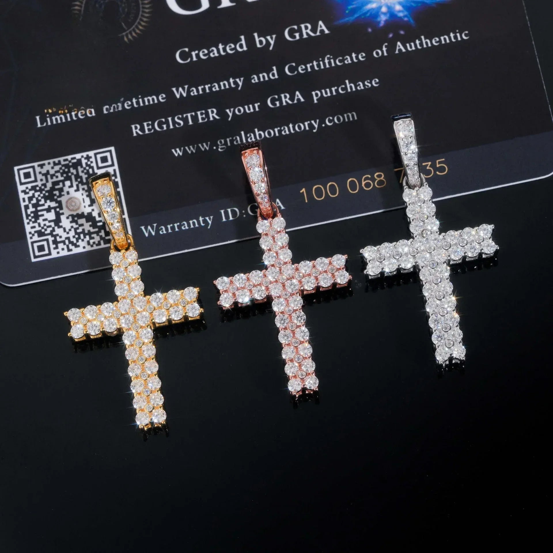 S925 Silver Moissanite Cross Pendant – High-Quality Jewelry, Sparkling Design - CaratixJewelry