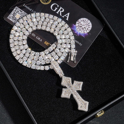 S925 Silver Moissanite Cross Pendant Necklace – High-Quality, Trendy Jewelry - CaratixJewelry
