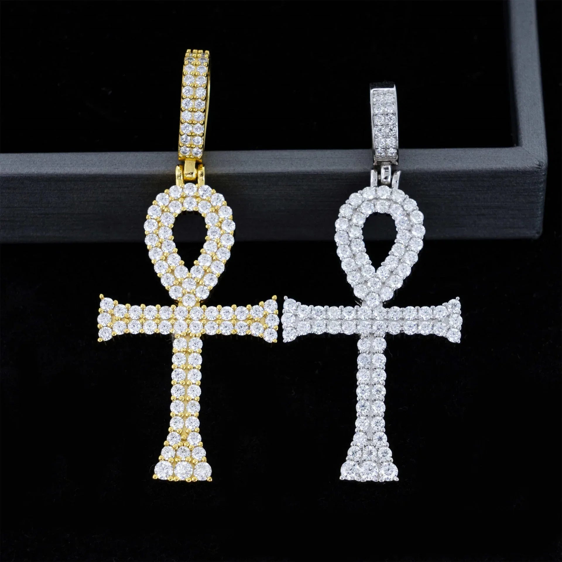 S925 Silver Moissanite Letter Pendant – Unisex Hip-Hop Style, Trendy Jewelry - CaratixJewelry