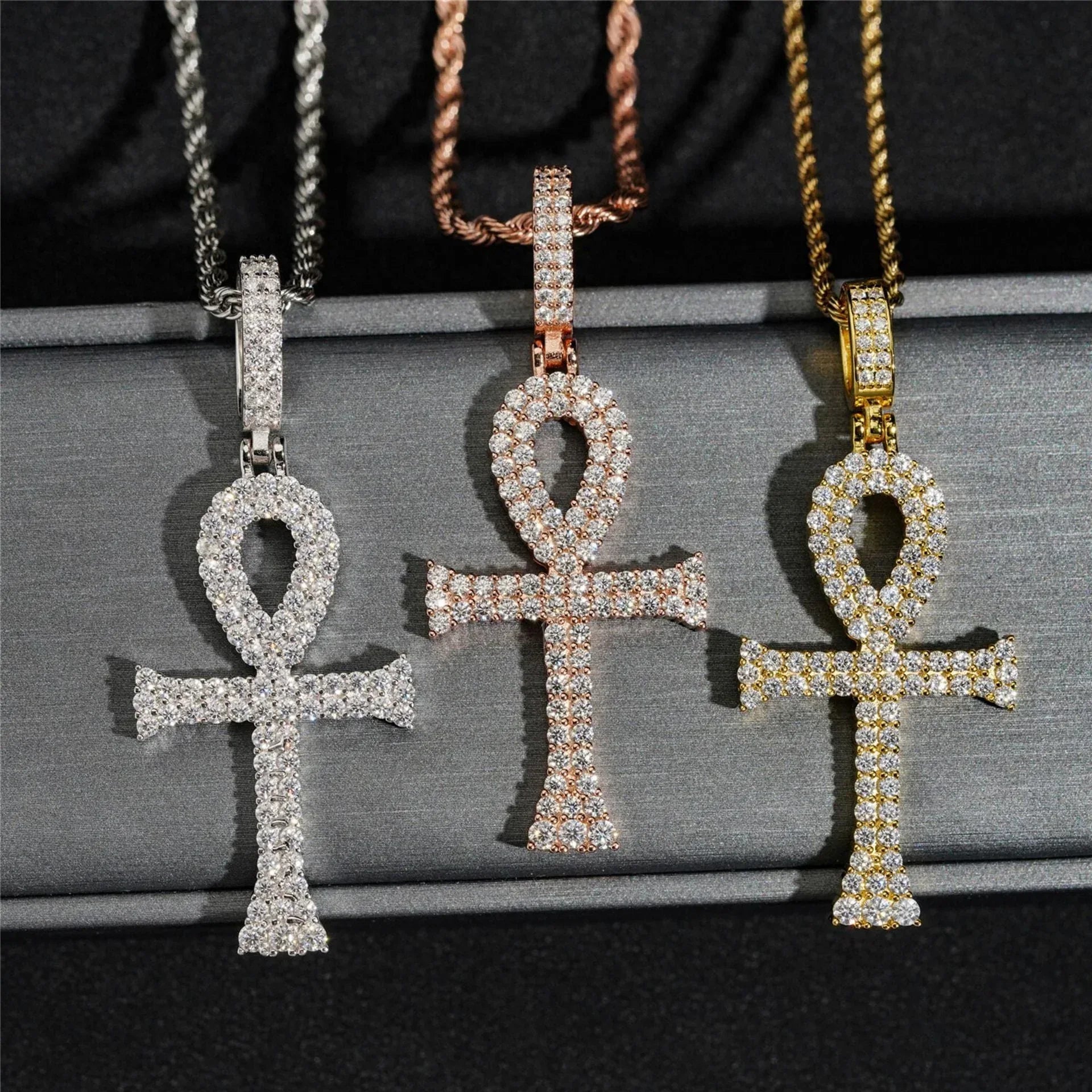 S925 Silver Moissanite Letter Pendant – Unisex Hip-Hop Style, Trendy Jewelry - CaratixJewelry