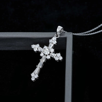 S925 Silver Platinum D Color Moissanite Cross Pendant – Luxury Sparkling Jewelry - CaratixJewelry