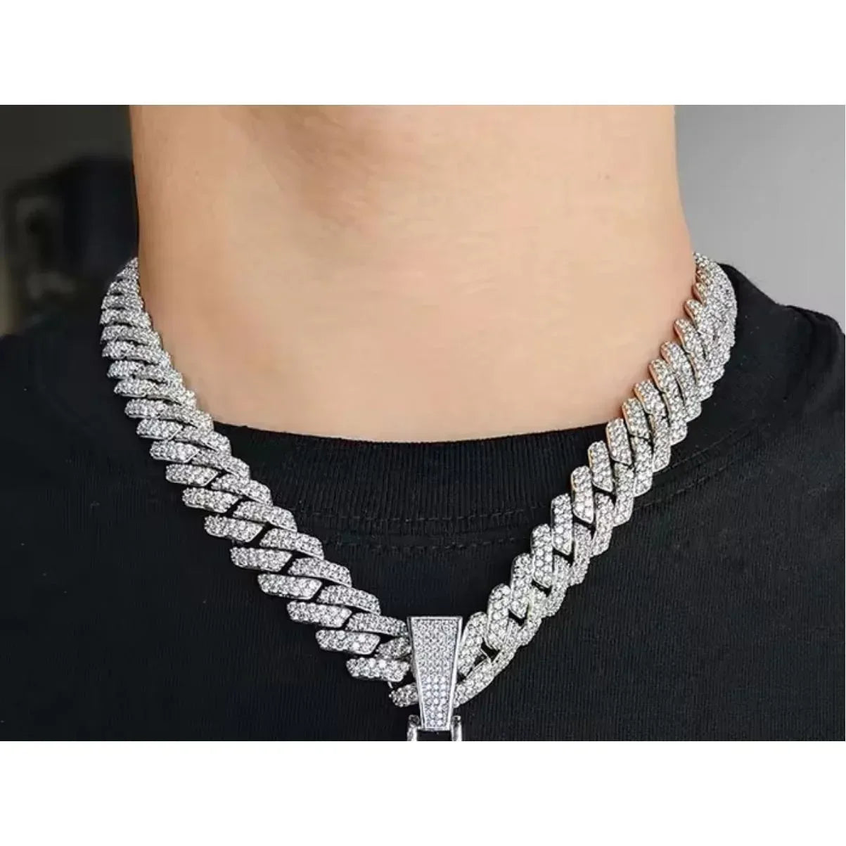 Trendy Jesus Disc Pendant Iced Out Synthetic Moissanite Necklace - CaratixJewelry